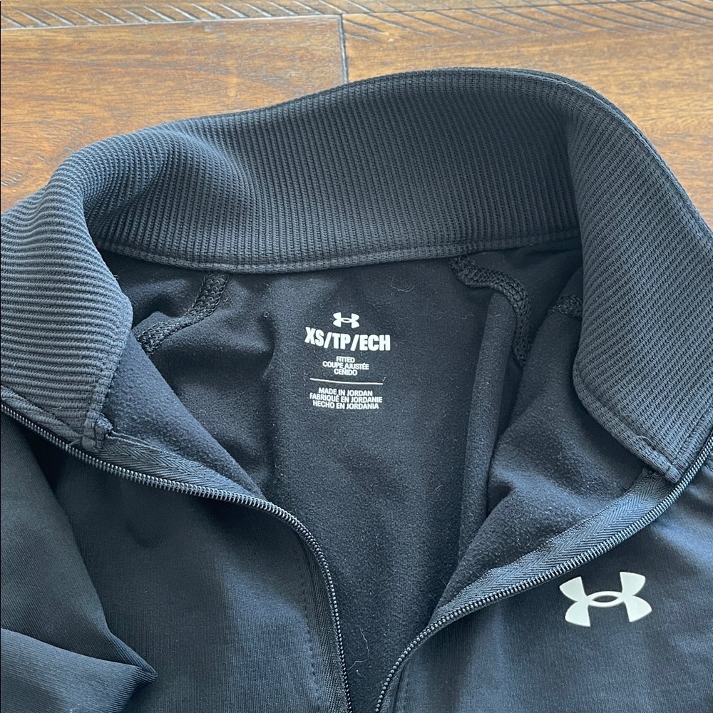 Under Armour Train All Weather 1/2 Zip Black long sleeve pullover sweatshirt XS - Picture 10 of 11